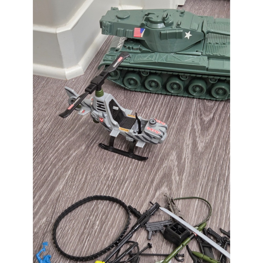 Lanard The Corps - Random Lot - GI Joe Figurines- Tank - Vehicles Vintage 1990's - Picture 4 of 13